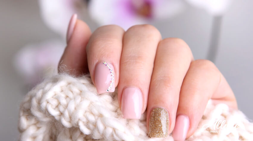 First Time Getting Nails Done: What to Ask For?