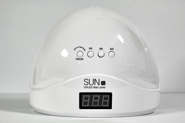 UV/LED NAIL LAMP
