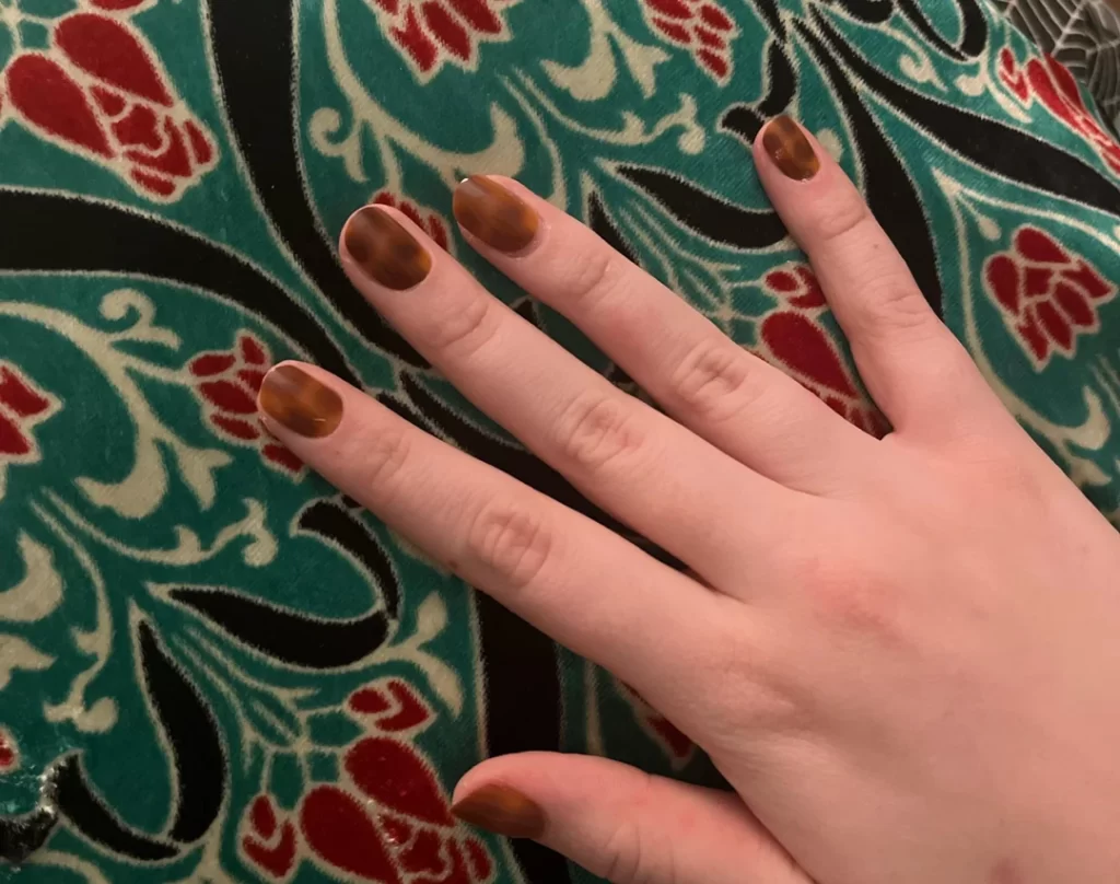 Safety Tips Before Removing Nail Glue