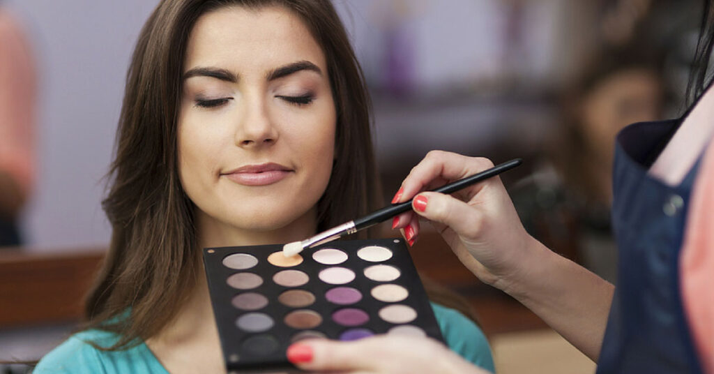 How Long Does It Take to Become a Certified Makeup Artist?