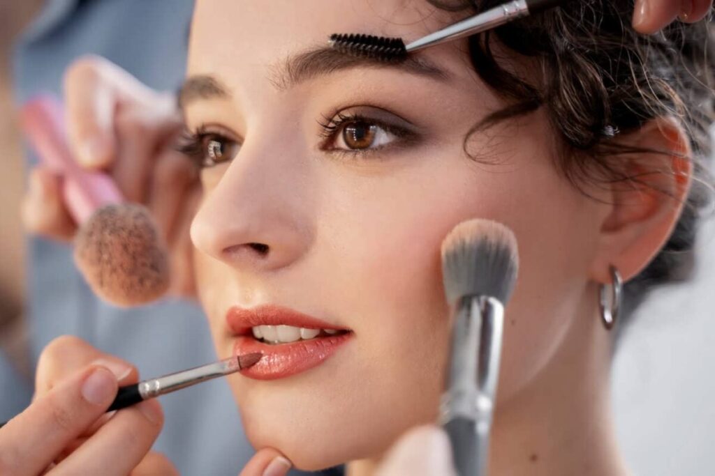 How to Choose the Right Makeup Course for You