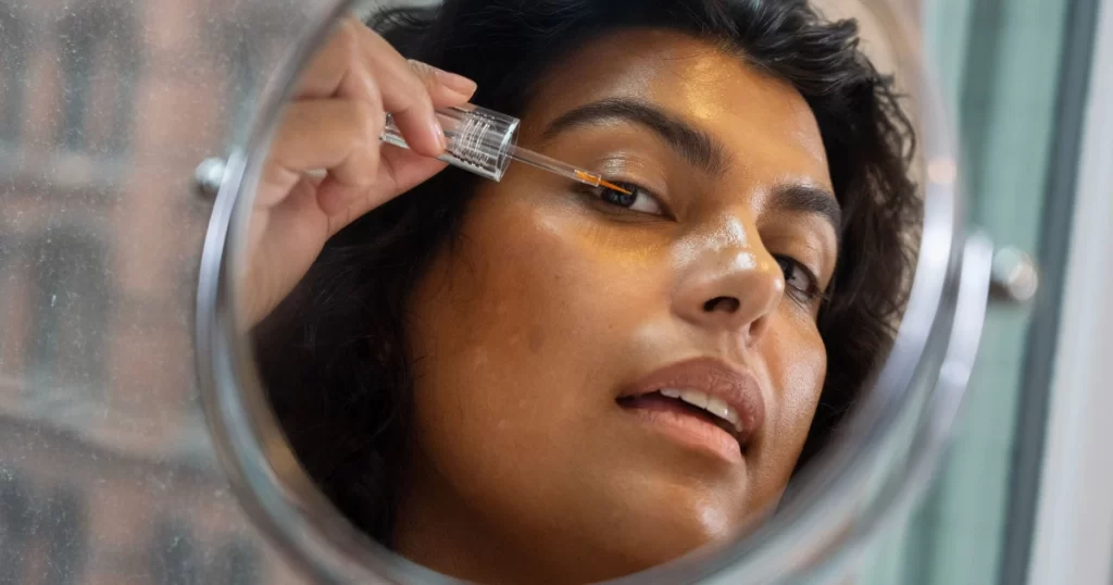 Expert Insights on Lash Serum Use and Discontinuation