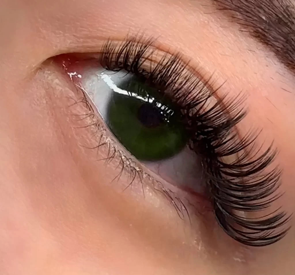 Hybrid Lash Extensions