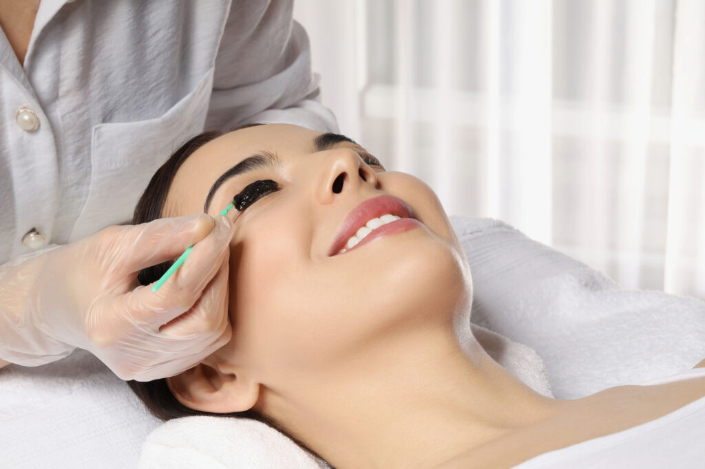 Factors That Affect How Long a Lash Tint Lasts
