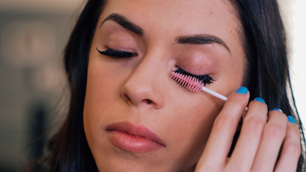 Step-by-Step: How to Wash Your Lash Extensions Properly