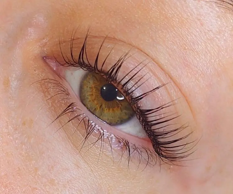 What Is a Lash Lift and How Does It Work?