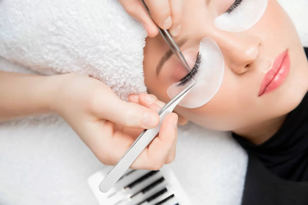 Daily Lash Lift Maintenance for Long-Lasting Results